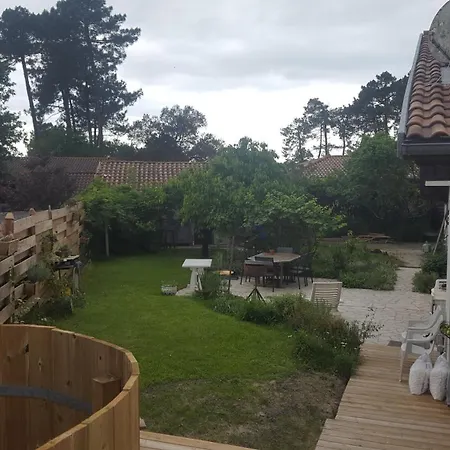 La Pavotte 4* 11 Personnes.piscine Chauffee.jaccuzy Option. Villa Mimizan